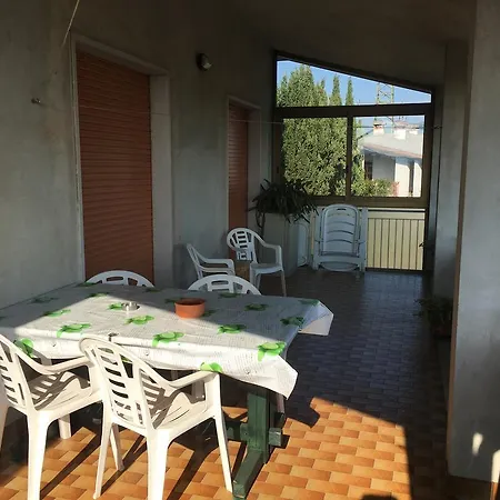 בית נופש Casa Anna קאפרינו ורונזה